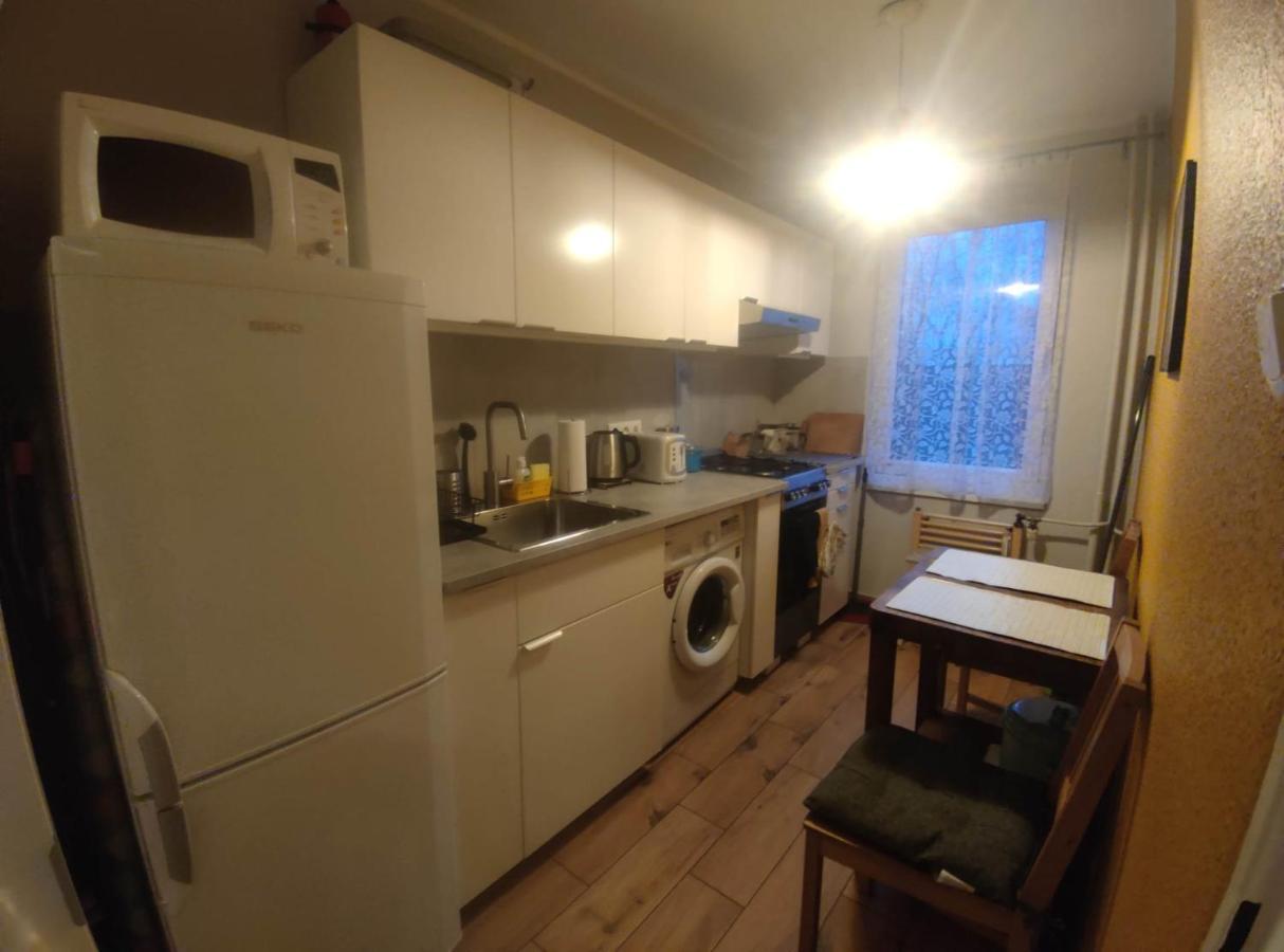 U Cioci Lutki Urocze Mieszkanie Z Balkonem Krakow Luaran gambar